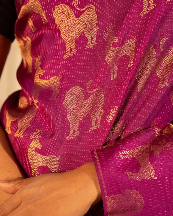 Soft_Lichi_Silk_Saree_with_Unstiched_Blouse_Piece