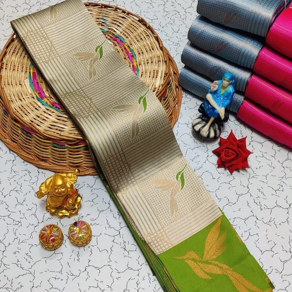 Soft_Banarasi_Lichi_Silk_Saree_with_Unstiched_Blouse_Piece