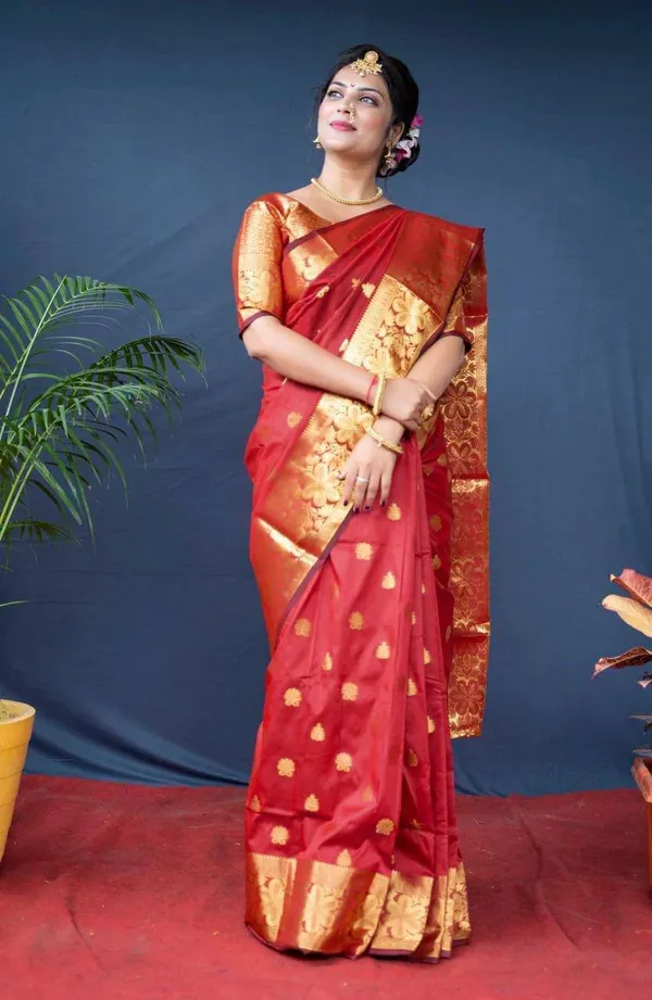 Soft_Banarasi_Lichi_Silk_Saree_with_Unstiched_Blouse_Piece