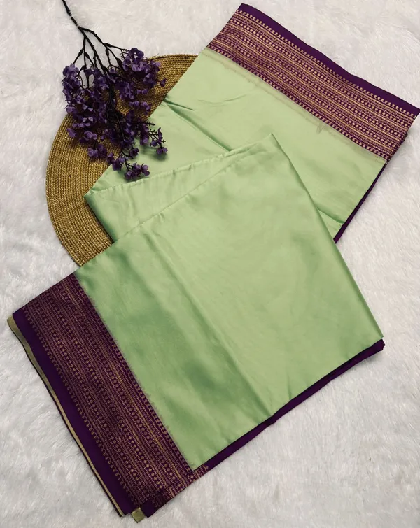 Soft_Banarasi_Lichi_Silk_Saree_with_Unstiched_Blouse_Piece