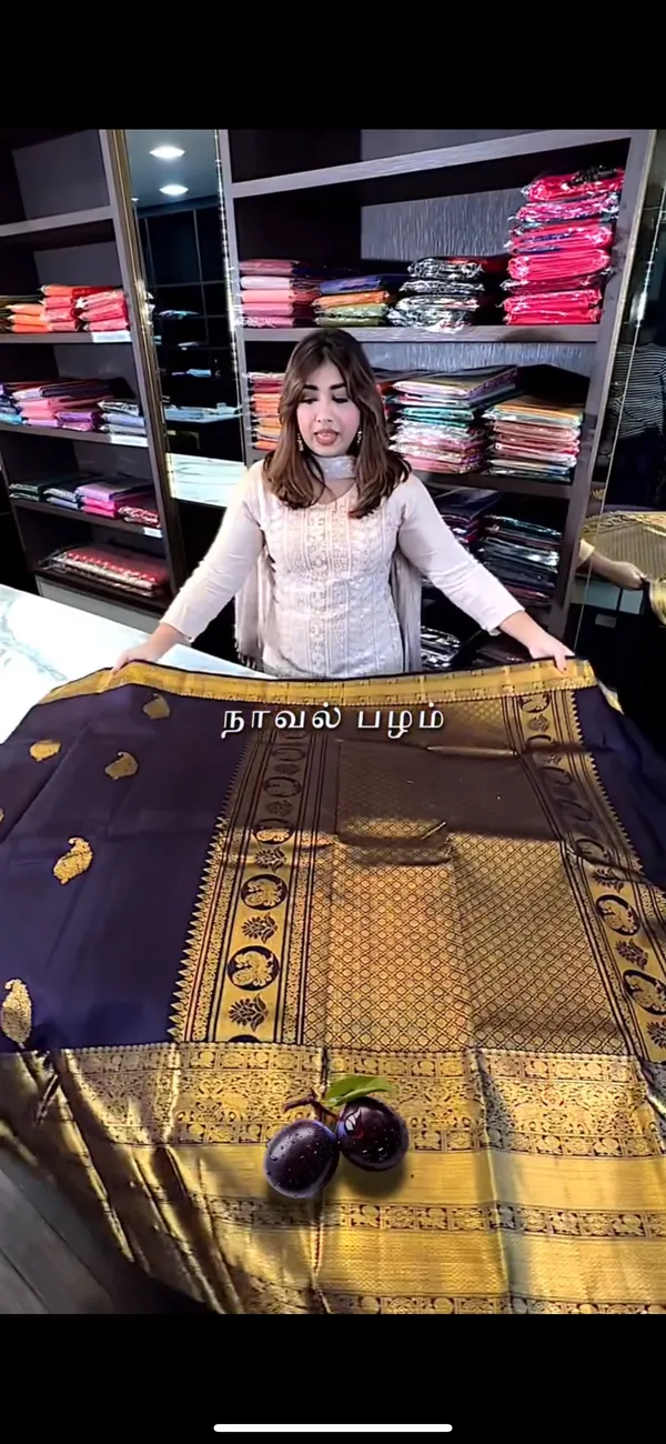 Tremendous_Wine_Soft_Banarasi_Silk_Saree_With_Supernal_Blouse_Piece