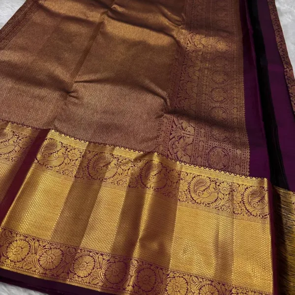 Soft_Banarasi_Lichi_Silk_Saree_with_Unstiched_Blouse_Piece