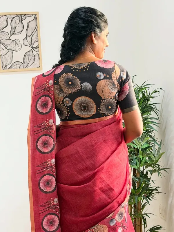 Linen__Saree_(With_Unstitched_Blouse)