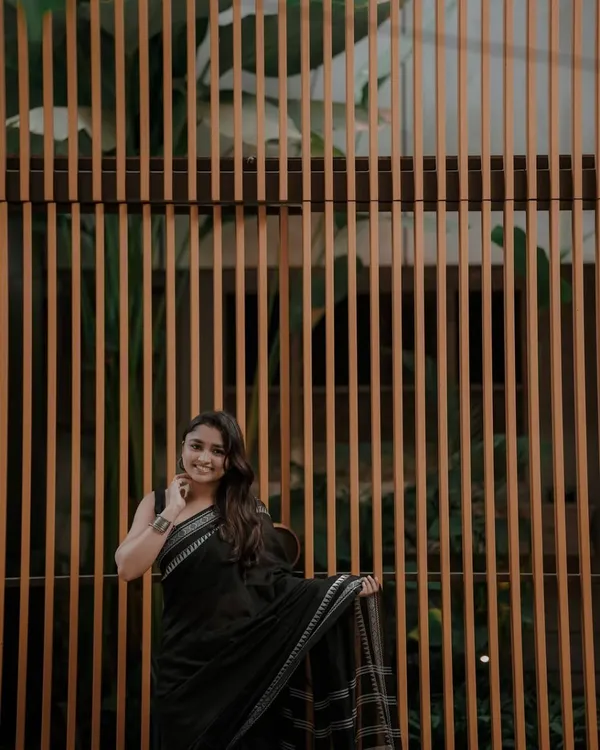 Cotton_Silk_Saree_with_Unstiched_Blouse_Piece