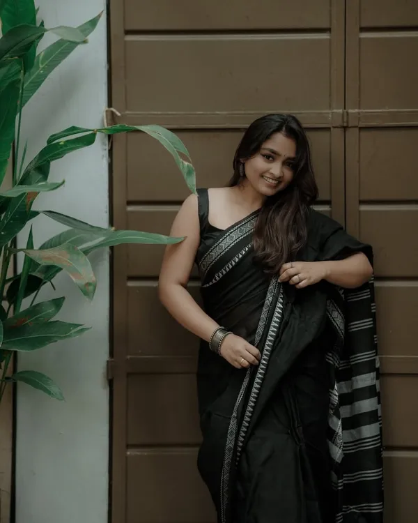 Cotton_Silk_Saree_with_Unstiched_Blouse_Piece