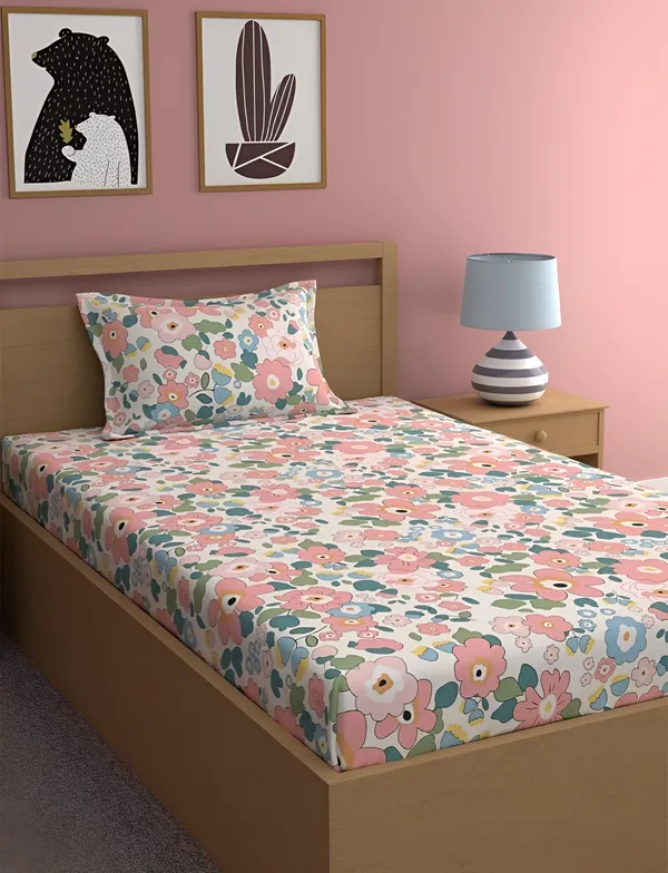 FLORAL_DESIGN_SINGLE_BED_FITTED_BEDSHEET_HAVING_SIZE_36"_X_72"_(Fits_up_to_8"_of_mattress)
