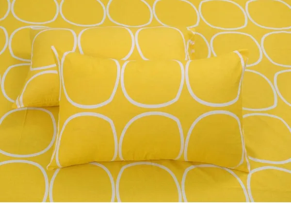 YELLOW_AUDI_220_TC_-_Cotton_Elastic_Fitted_King/Queen_Size_Bedsheets_With_2_Pillow_Covers