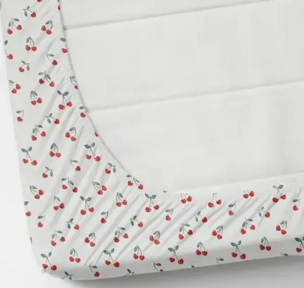 WHITE_CHERRY_Premium_Fitted_Elastic_Bedsheet_with_Two_Pillow_Covers_(72X78X_Up_to_10_Inches)_&_360_Degree_Elasticated
