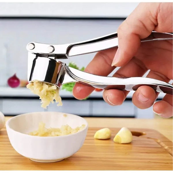 Silver_Stainless_Steel_Garlic_Press_For_Cooking_|_Portable_Ideal_For_Slicing_Chopping_Mashing