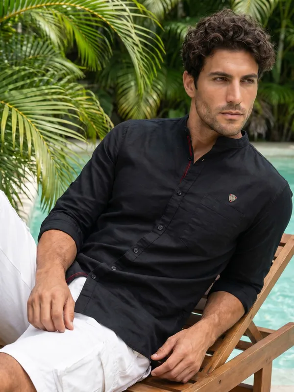 Kuons_Avenue_Men’s_Black_Linen_Cotton_Casual_Shirt