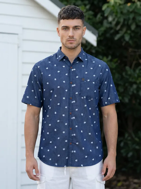 Kuons_Avenue_Men’s_Blue_Printed_Half_Sleeves_Denim_Casual_Shirt_