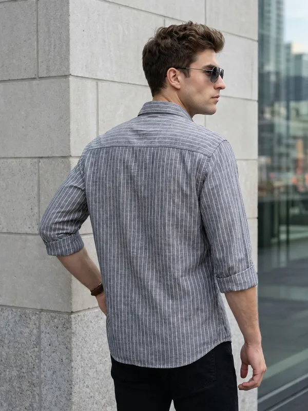 Kuons_Avenue_Men’s_Grey_Base_&_Cream_Striped_Linen_Cotton_Casual_Shirt