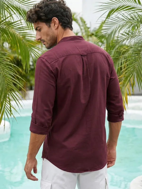 Kuons_Avenue_Men's_Plum_Linen_Cotton_Casual_Shirt
