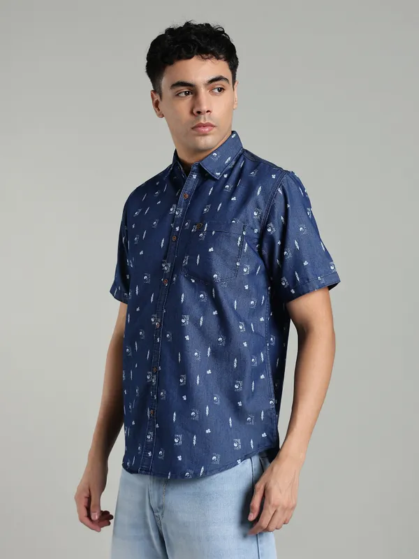 Men's_Denimax_Blue_Denim_Half_Sleeves_Tailored_Fit_Printed_Casual_Shirt