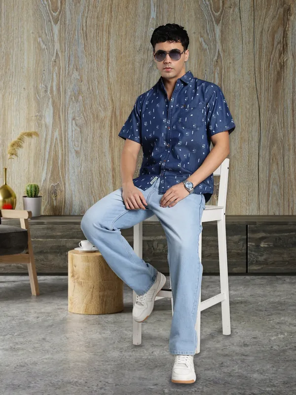 Men's_Denimax_Blue_Denim_Half_Sleeves_Tailored_Fit_Printed_Casual_Shirt