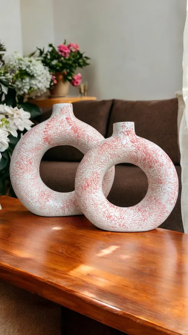 Elegant_Ceramic_Donut_Vase_Set_–_Modern_Home_Décor_in_Small_(6.5")_and_Large_(8.5")_Sizes