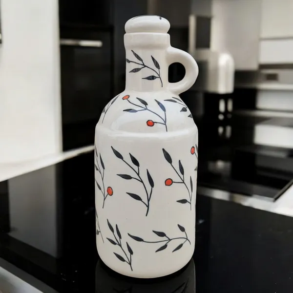Handcrafted_Stoneware_Ceramic_Oil_Dispenser_–_1000ML,_Hand-Painted,_Elegant_Kitchen_Essential