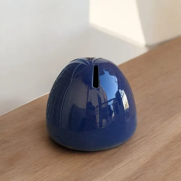 Handmade_Ceramic_Piggy_Bank_–_Angry_Bird_Design