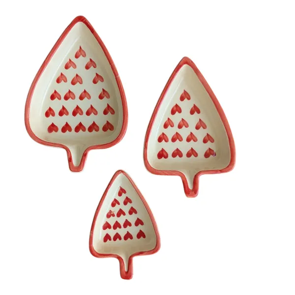Leaf-Shaped_Ceramic_Serving_Bowls_(Set_of_3)_–_Elegant_Multipurpose_Bowls_for_Snacks,_Salads,_Dips_&_More_–_Microwave_and_Dishwasher_Safe
