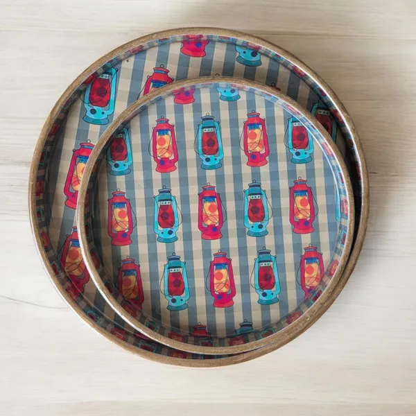 MADARKS_Handcrafted_MDF_Decorative_Round_Trays_–_Set_of_2_(9_&_7_Inch)_|_Printed_Art_Designs_|_Enamel_Finish_|_Multipurpose_Use