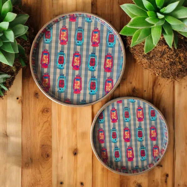 MADARKS_Handcrafted_MDF_Decorative_Round_Trays_–_Set_of_2_(9_&_7_Inch)_|_Printed_Art_Designs_|_Enamel_Finish_|_Multipurpose_Use