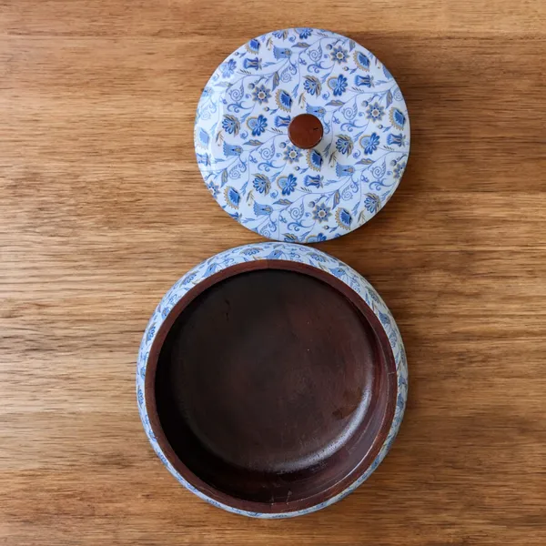 Madarks_Handcrafted_Blue_Floral_Design_Mango_Wood_Roti_Box