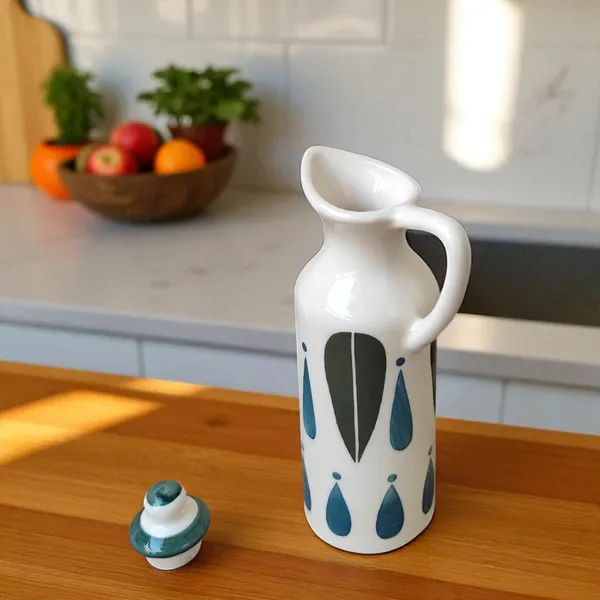 Madarks_Handcrafted_Ceramic_Oil_Dispenser_–_300_ml_|_6_Inch_Pourer_Bottle_for_Olive_Oil_&_Vinegar_|_Artistic_Drop_Design_|_Made_in_India