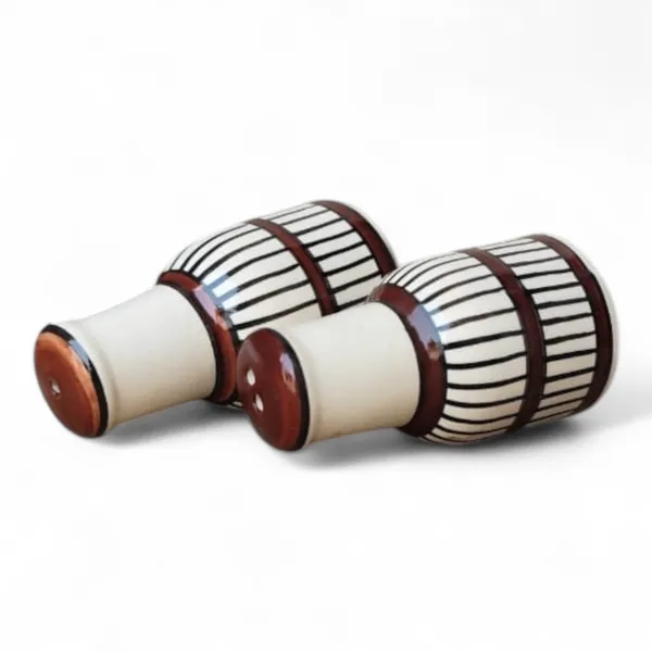 Madarks_Handcrafted_Ceramic_Spice_Shakers_-_Striped_Design_(Set_of_2)
