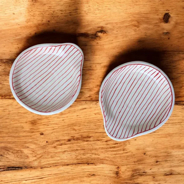 Madarks_Handcrafted_Ceramic_Spoon_Rest_–_Red_Striped_Design_–_5.5_x_5_Inch_–_Made_in_India_–_Set_of_2