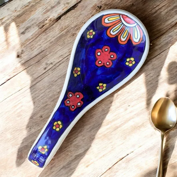 Madarks_Handcrafted_Ceramic_Spoon_Rest_–_Vibrant_Blue_Floral_Design