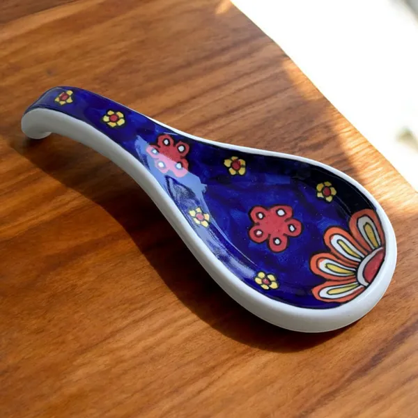 Madarks_Handcrafted_Ceramic_Spoon_Rest_–_Vibrant_Blue_Floral_Design