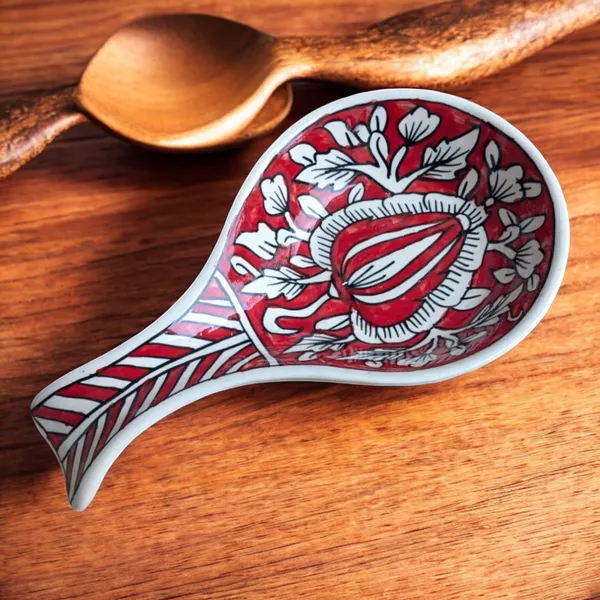 Madarks_Handcrafted_Ceramic_Spoon_Rest_with_Floral_Red_and_White_Design_�_Kitchen_Spoon_Rest