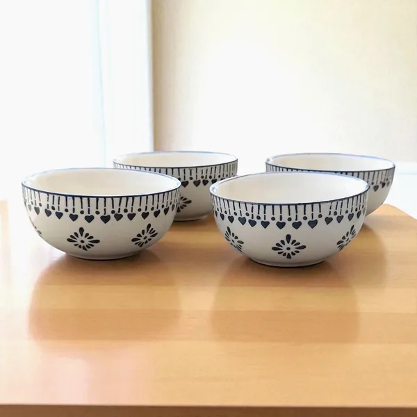 Madarks_Handcrafted_Light_Grey_Ceramic_Bowls_–_Set_of_4_|_300_ml_|_11_cm_x_5_cm_(4.3_in_x_2_in)_|_Microwave_&_Dishwasher_Safe_|_Minimal_Heart_Design