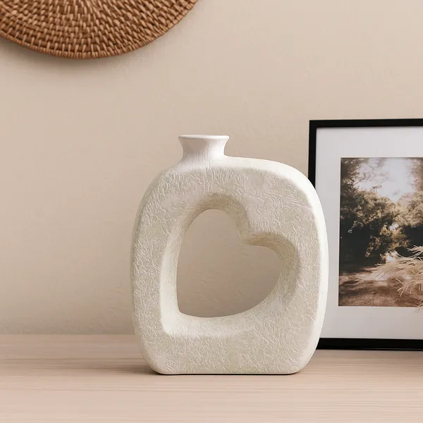 Madarks_Handcrafted_Textured_Heart-Shaped_Ceramic_Vase_for_Home_Décor_–_Elegant_White_&_Light_Green_Finish