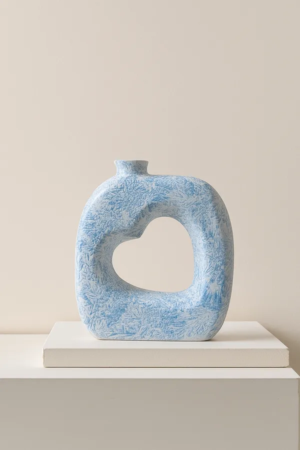 Madarks_Heart-Shaped_Ceramic_Vase_|_9_Inch_Handcrafted_Table_Decor_|_Blue_&_White_Textured_Finish_|_Ideal_for_Home,_Office,_Shelf_&_Gifting