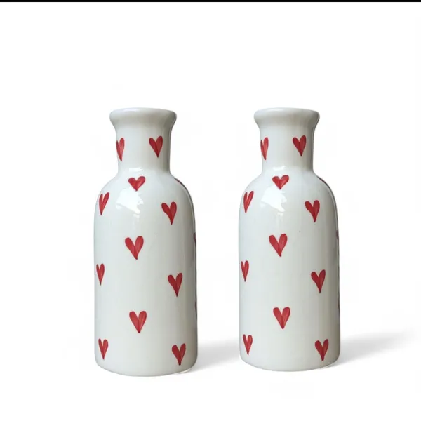 Madarks_Love_Blooms_Ceramic_Vase_–_Hand-Painted_Heart_Pattern_(Set_of_2)