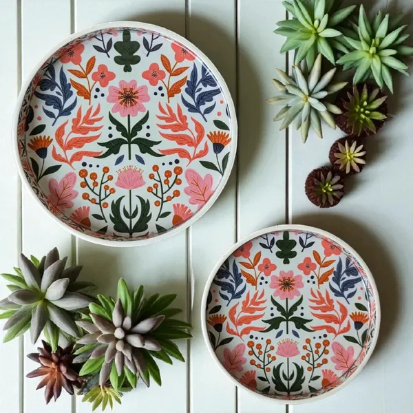 Madarks_Round_Floral_Print_MDF_Tray_Set_-_9_Inch_&_7_Inch_|_Enamel_Coated_|_Decorative_&_Multipurpose_Serving_Tray_|_Handcrafted_in_India