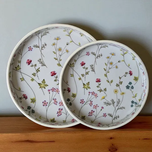 Madarks_Set_of_2_Round_Floral_Botanical_Trays_–_9_Inch_&_7_Inch_–_MDF_Printed_Serving_Trays_with_Enamel_Finish_–_Lightweight,_Durable_&_Elegant_–_Ideal_for_Snacks,_Beverages,_or_Decor