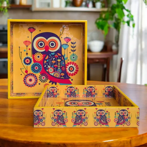 Madarks_Vibrant_Owl-Themed_Square_Serving_Trays_�_Set_of_2,__9_x_9_inch_and_8_x8_inch