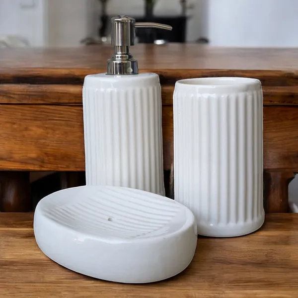Modern_Ribbed_Ceramic_Bathroom_Accessories_Set_-_Soap_Dispenser,_Toothbrush_Holder_&_Soap_Dish