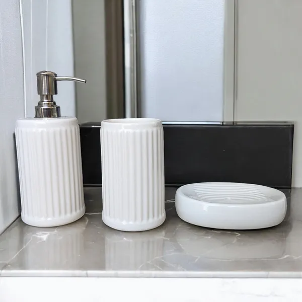 Modern_Ribbed_Ceramic_Bathroom_Accessories_Set_-_Soap_Dispenser,_Toothbrush_Holder_&_Soap_Dish