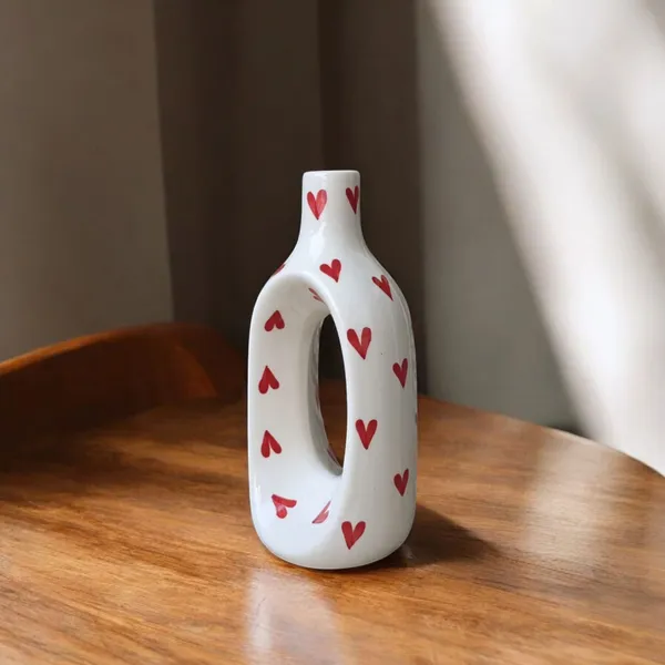 Oval_Loop_Ceramic_Vase_with_Hand-Painted_Heart_Design_–_Water-Safe-_21cm_Height