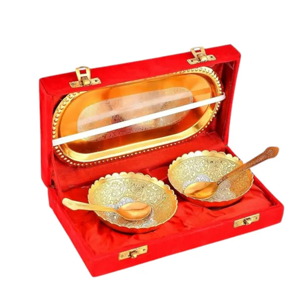 Bowl_Set_with_Velvet_Gifts_Box_Diwali_Gift_Wedding_Return_Gifts_(Golden_2_Bowl_Set)