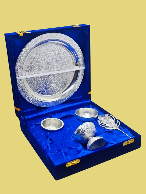 Navratri/Diwali_Special_Pooja_Thali_Set_Diwali_Gift_(Silver_Handcarving)