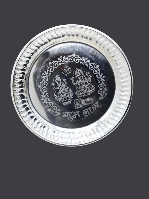 Navratri/Diwali_Special_Pooja_Thali_Set_Diwali_Gift_(Silver_Light_Weight)