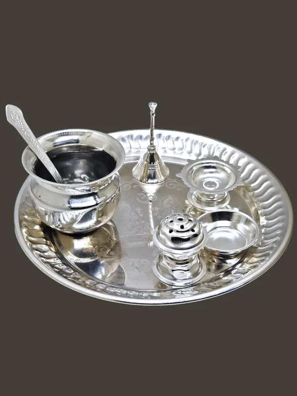 Navratri/Diwali_Special_Pooja_Thali_Set_Diwali_Gift_(Silver_Light_Weight)