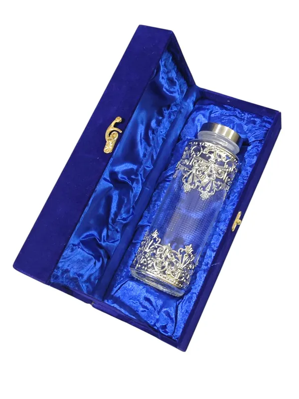Premium_Glassware_Gift_Bottle_600_ml_with_Velvet_Box,_German_Silver_Metal_Work,_Elegant_Beverage_Set_for_Return_Gift