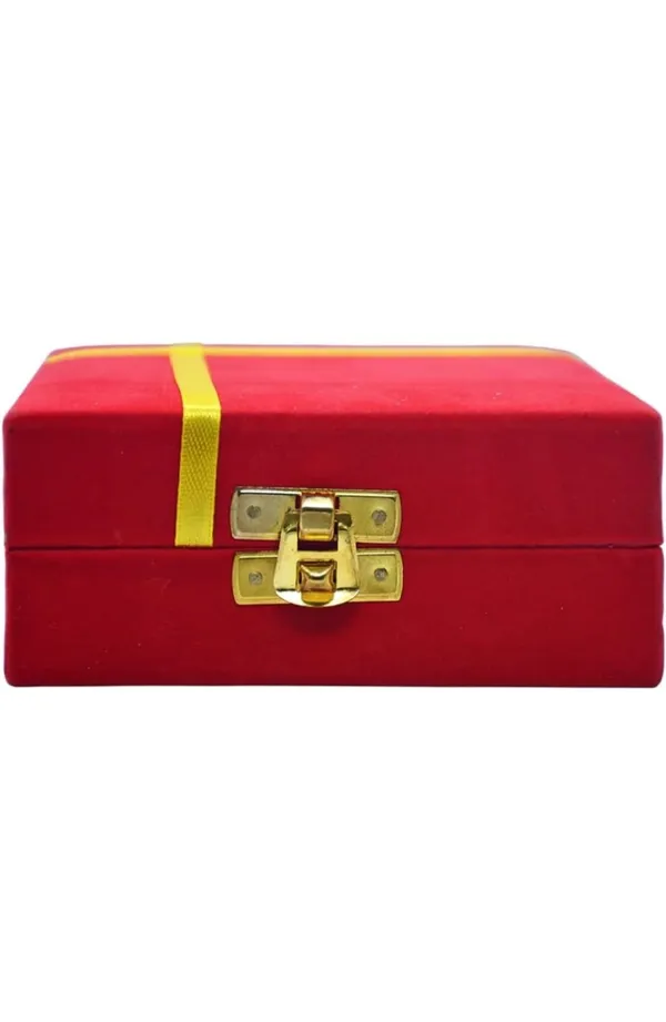 Traditional_Swastik_and_Om_Brass_Diya_with_Velvet_Box_for_Pooja,_Diwali,_Return_Gift_(Om_Diya)