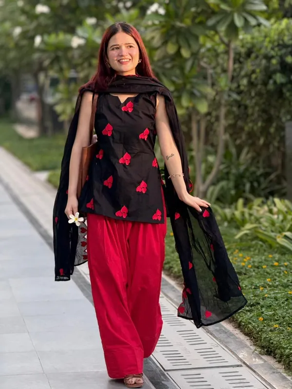 Elegant_Black_&_Red_Cotton_Kurti,_Farshi_Salwar_&_Cutwork_Dupatta_3-Piece_Set