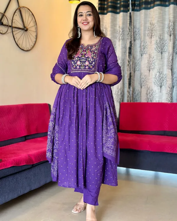 Elegant_Blue_Batik_Print_A-Line_Kurta_Set_with_Dupatta_–_3-Piece_Stitched_Cotton_Suit